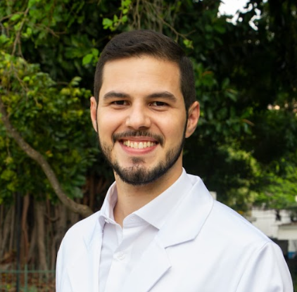 Dr. Thiago Tavares
